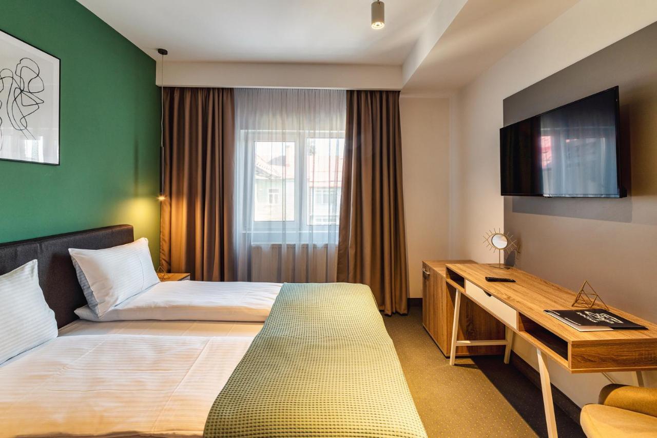 ויקטוריה Saga Rooms מראה חיצוני תמונה