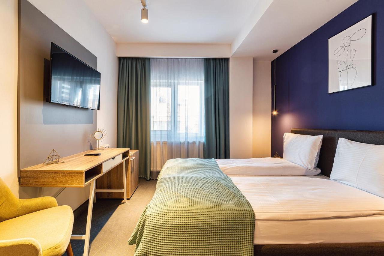 ויקטוריה Saga Rooms מראה חיצוני תמונה